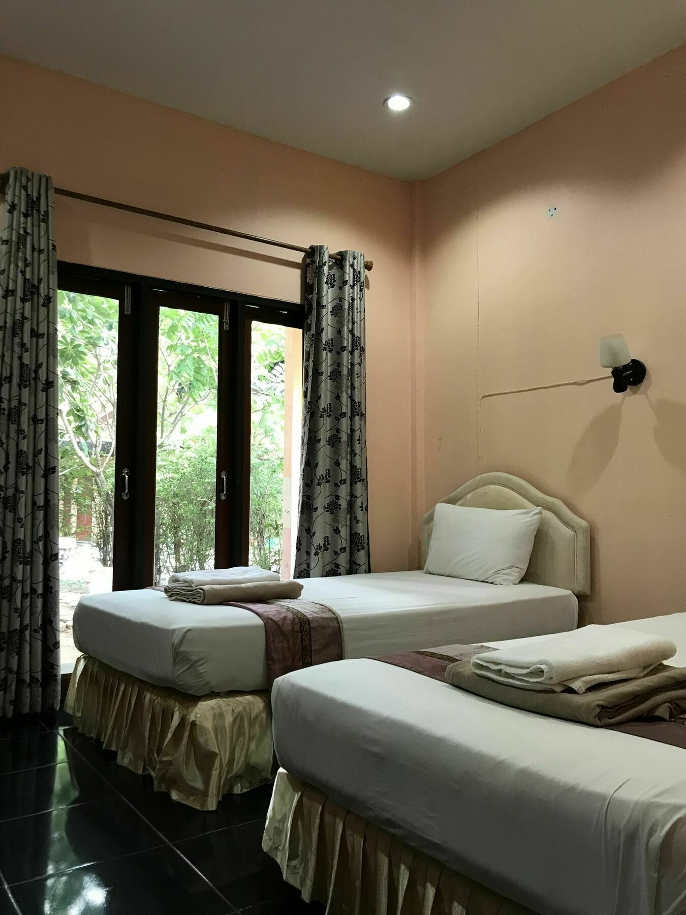 Green Leaf Resort Surin Eksteriør billede